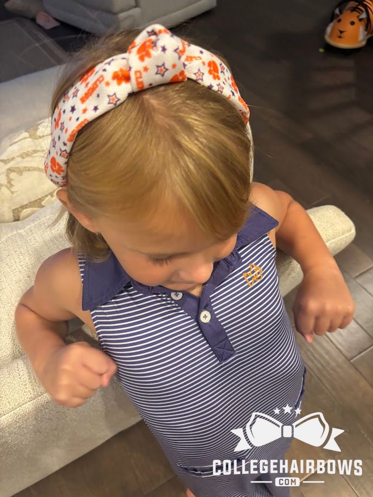 Signature Collegiate Logo Print Soft Ripple-Textured Knot Wrap Headband