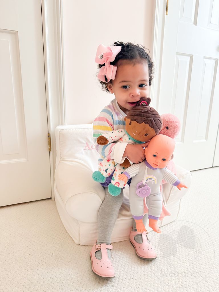 Medium Grosgrain Bow with Eyelet Flower-Embossed Edges
 