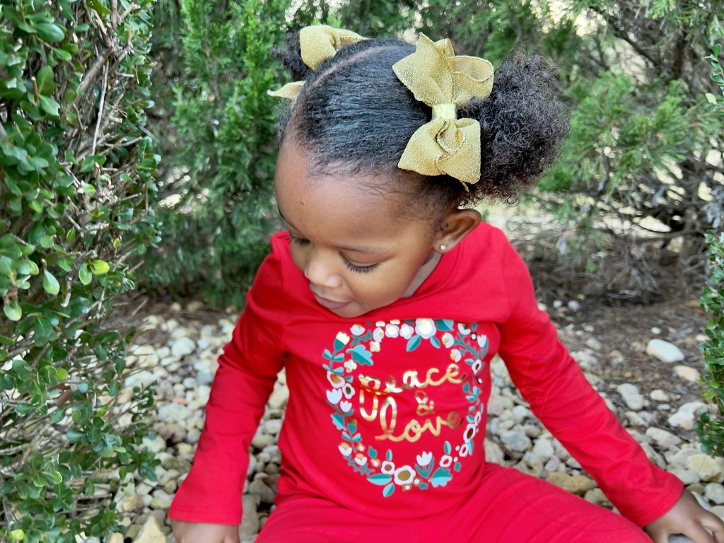 Medium Glimmer Sparkle Girls Hair Bows