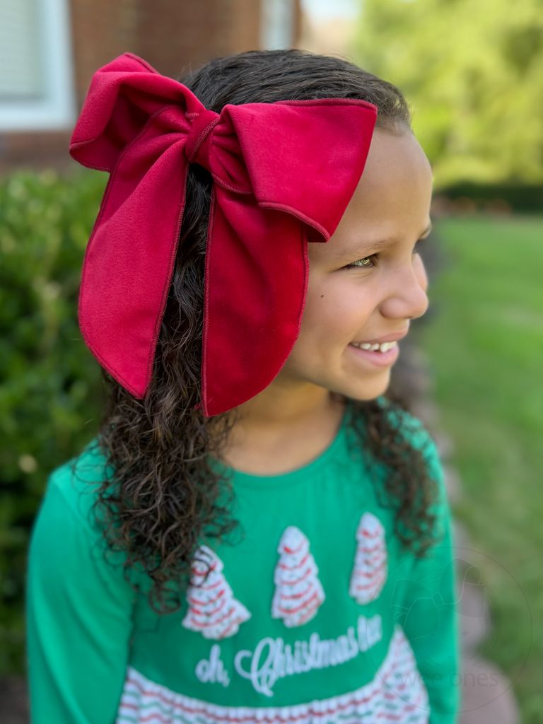 King Velvet Bowtie with Twisted Wrap and Whimsy Tails
