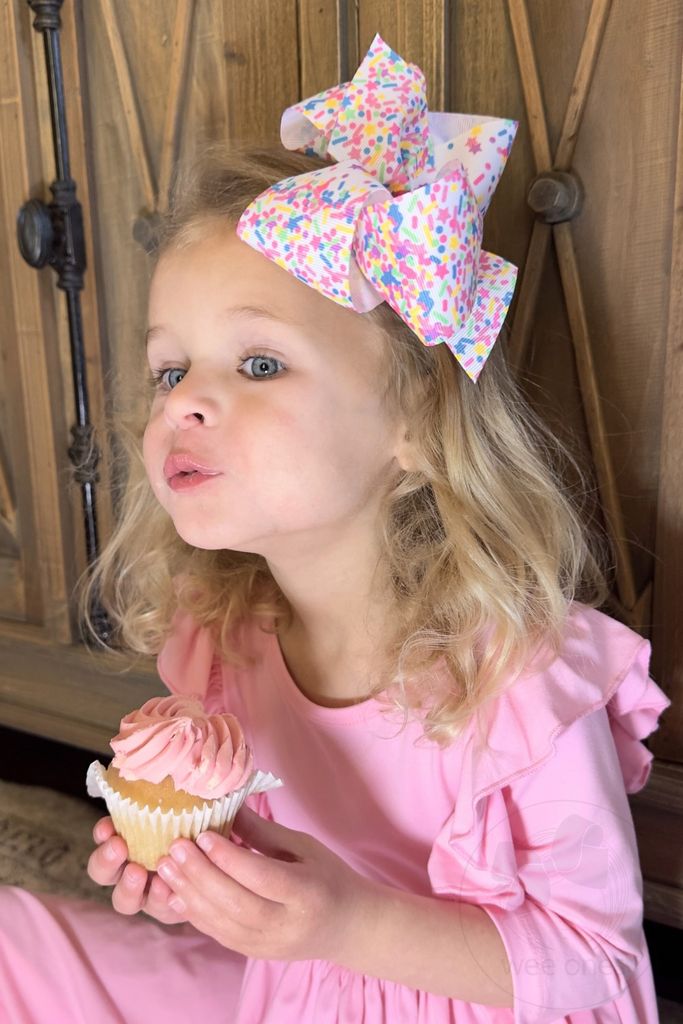 King Birthday-themed NEON Printed Grosgrain Hair Bow