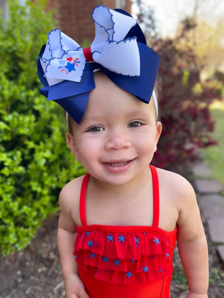Medium Grosgrain Hair Bow with Moonstitch Edge and Patriotic Firework Embroidery