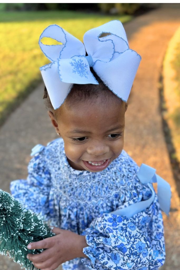 King Grosgrain Hair Bow with Moonstitch Edge and Blue Snowflake Embroidery	