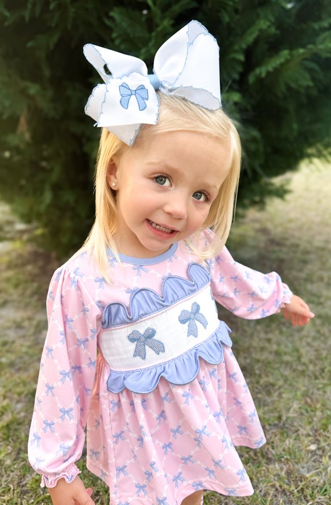 King Grosgrain Hair Bow with Moonstitch Edge and Millenium Blue Bow Embroidery