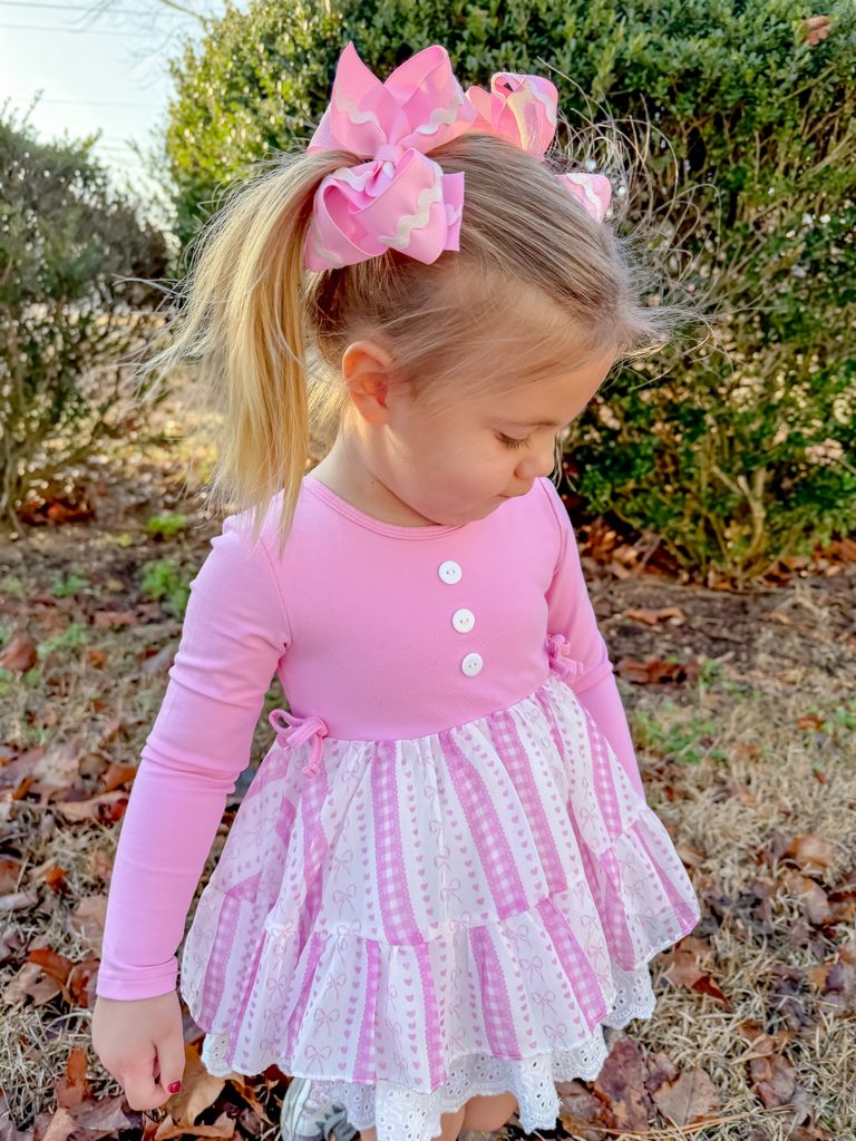 Medium Grosgrain with Ric-Rac Trim Hair Bow