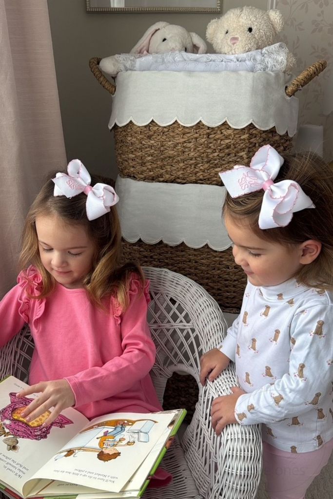King Grosgrain Hair Bow with Light Pink Moonstitch Edge and Lil Sis Embroidery