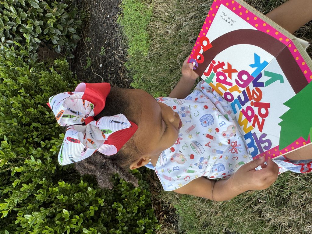King Back to School Colorblock Crayons Print Hair Bow
