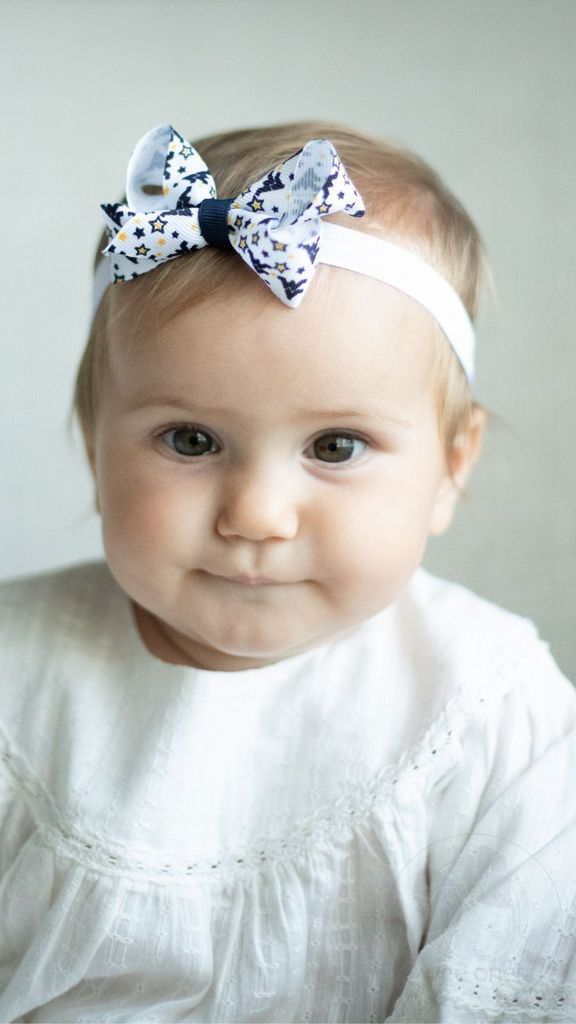 Mini Signature Collegiate Logo Print Grosgrain Hair Bow on Elastic Baby Band
