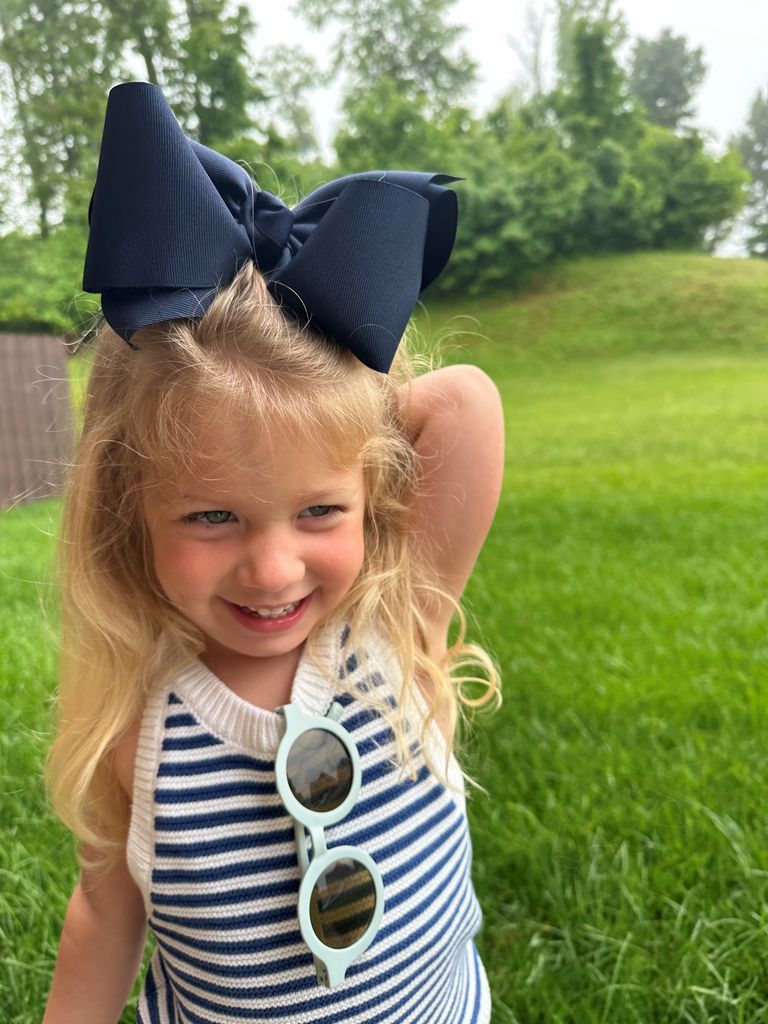 Huge Classic Grosgrain Girls Hair Bow on a French Clip (Knot Wrap)