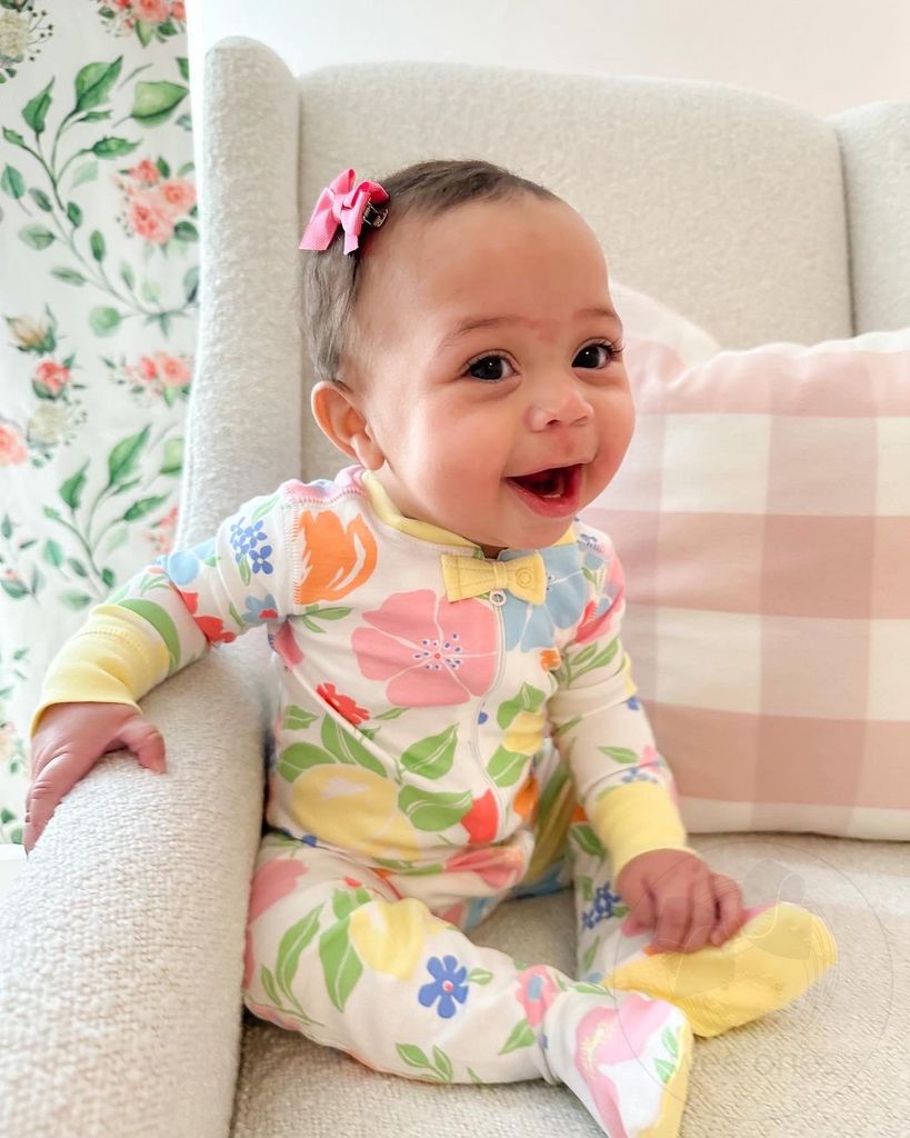 Tiny Classic Grosgrain Girls Hair Bow (Plain Wrap)